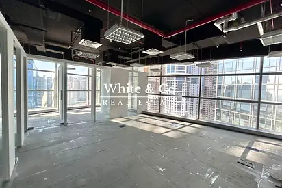 PRIME LOCATION | DDA LICENSE | VACANT