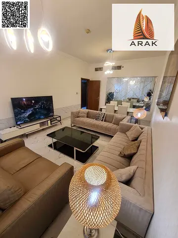 للايجار الشهري شقة سوبر ديلوكس في عجمان برج الواحة 2 تتميز بإطلالة رائعة على الخور مع خدمات متكاملة توفر لك الراحة والرفاهية في موقع مميز