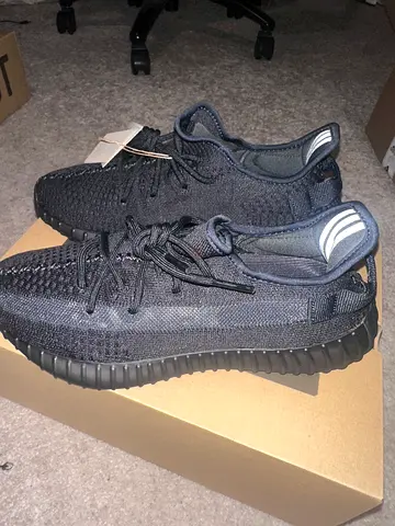 Adidas Yeezy Onyx