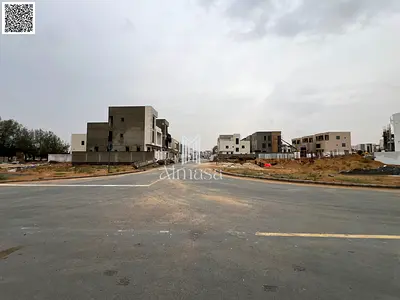 أرض كورنر مميزة للبيع في الحليو 2 – موقع استراتيجي قريب من أهم شوارع الإمارات