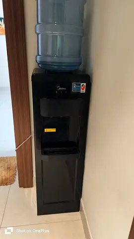 Top-loading Water Cooler / Bottle Dispenser - Black, Working. Mdiea brand