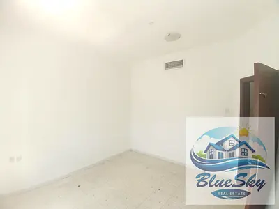 Close Near king faisal road near bus stop 1bhk with cunter ac just for 30k