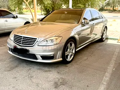 للبيع مرسيدس بينز S550  2008 كت 63 اصلي دبات وكالة السيارة بحالة ممتازة