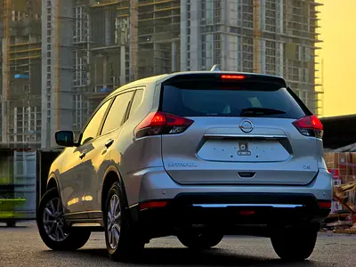 2018 Nissan X-TRAIL 照片 2