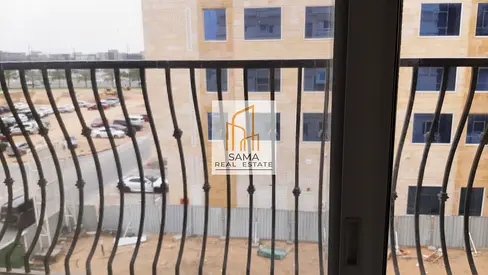 1bhk 2 baths Balcony in parking available for family r49k