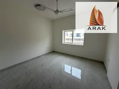 شقة عائلية بمواصفات رائعة 🏡 غرفتين وصالة للإيجار في المويهات 3 ✨ ثاني ساكن | مساحة واسعة | موقع استراتيجي 🔸 تفاصيل الشقة: غرفتين نوم مريحتين صالة