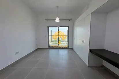 PRIME LOCATION| SPACIOUS STUDIO| WELL MAINTANED