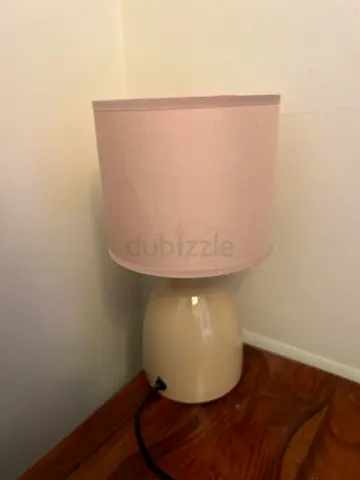Beige lamp with switch no bulb included