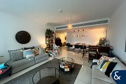 2 Bed + Maids I Lake View I Close to Metro