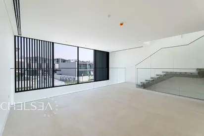 SINGLE ROW | BRAND NEW | LUXURY LIVING