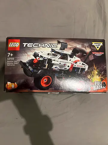 Original sealed Lego Monster Jam Monster Mutt Dalmatian set