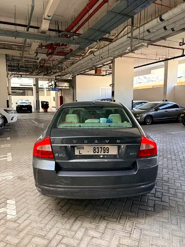 VOLVO S80 / First Owner