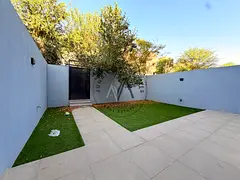 OFFER OF THE DAY//-GARDEN IS READY//-CLOSE TO POOL //-