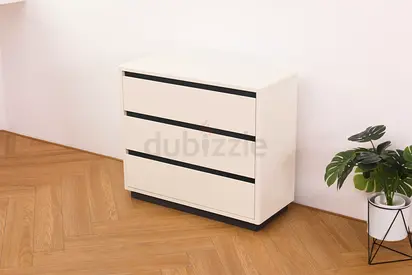 Modern cabinet with three Drawers