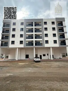 Brand-New Three-Bedroom Apartment Near China mall.