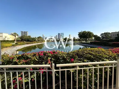 Fully Lake View | 2 Bedroom + Study | Vacant