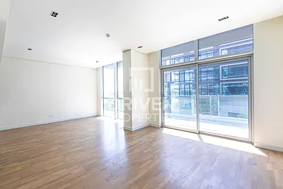 Spacious Layout | Prime Location | High Floor Apt