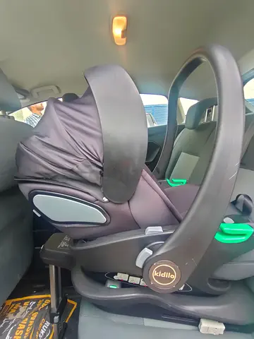 Baby car seat