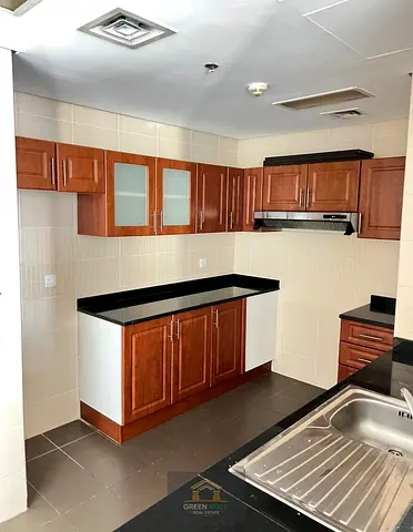 @75k - Un Furnished 1BR Hall (2Baths)