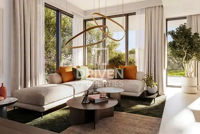 Premium Location | Single Row | Facing Amenities