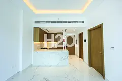 SMART HOME | SPACIOUS | PRIME LOCATION
