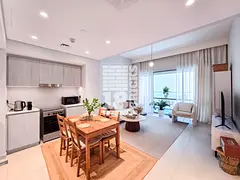 Vacant on Transfer | Branded | Excellent Condition