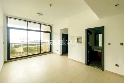 6 Month Option | Premium Amenities | Vacant Now