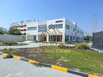 HUGE PLOT | 6 WAREHOUSES| FACTORY FACILITIES| 8KM AWAY FROM CITY