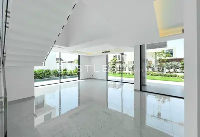 Spacious Layout | Chorisia Villa With Lift | For Rent
