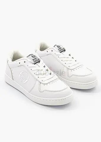 White Low‑Top Sneakers — Clean Unisex Casual Shoes