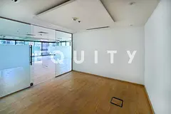 Vacant Now | Unfurnished Office | Corner Unit