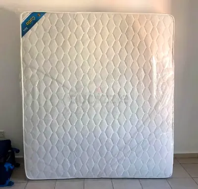 Spring soft mattress 180x200cm King size.  Same day delivery available