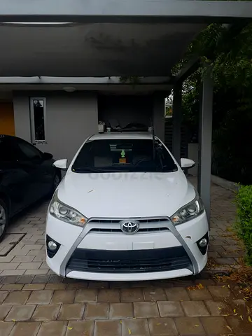 2016 toyota yaris hatchback