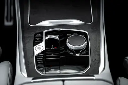 صورة مصغرة 12 لـ 2025 BMW X5