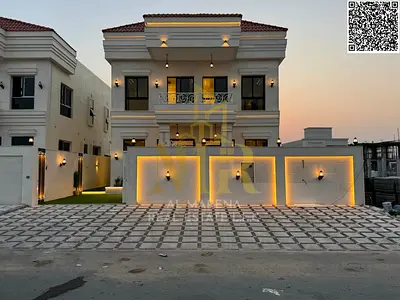 Luxury villa in Al-Haliyo 2 - 4 master bedrooms with a majlis, living room and modern kitchen