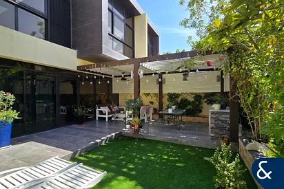 Upgraded | 3 Bed Plus Maid | Close To Exit