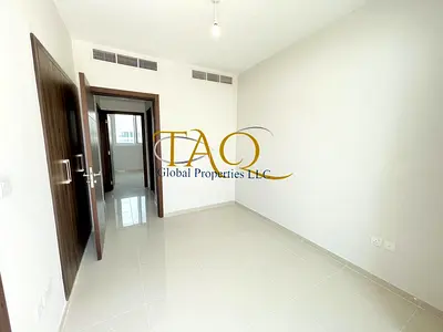 CHILLER FREE SPACIOUS 4BR TOWNHOUSE