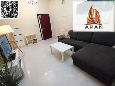 متاح للإيجار الشهري شقة غرفة وصالة على كورنيش عجمان بإطلالة بحرية رائعة على مارينا عجمان موقع مميز جداً