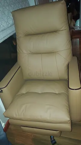 Comfortable Reclining Chair