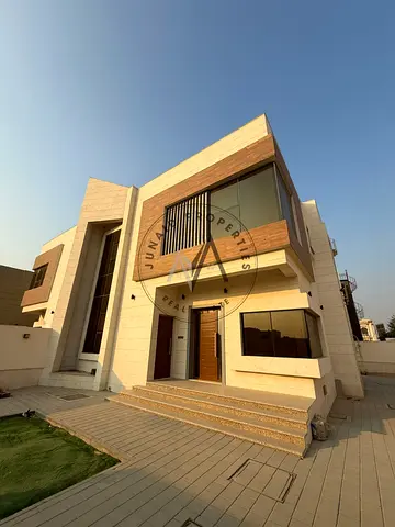 Very Huge and Spacious 4BR Independent Villa only 150k