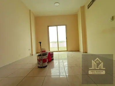 WOW \\ LAVISH \\ HOT OFFER \\ LUXRY APPARTMENT \\ FAMILY BUILDING \\ neat and clean \\