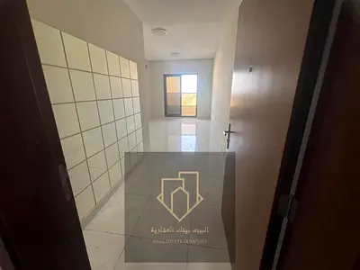 موقع مميز  | مناسب للسكن العائلي | مساحه ممتازه   | قريب من جميع الخدمات | تشطيب سوبر ديلوكس