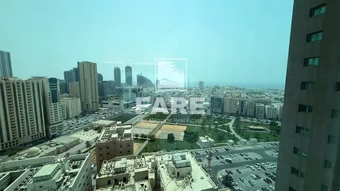 للبيع شقة غرفتين وصالة (محولة إلى 3 غرف) – برج الدانة | نموذج 2 | طوابق مرتفعة