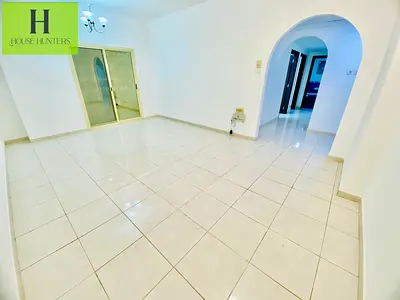 Lavish | 2bhk | with balcony | clean | family bulding | 6cheque