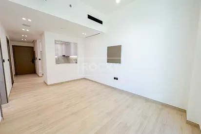 High Floor | Spacious | Community View