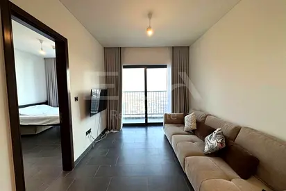 Fully Furnished | High Floor | Pool View | Vacant