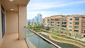 2 Bedroom | Full lake views | Low floor