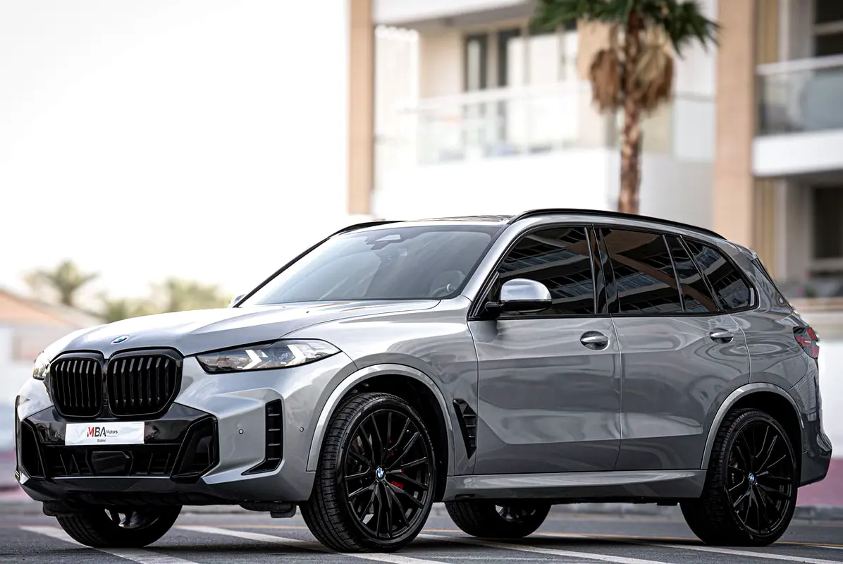 BMW X5 2025 — photo 1 of 15