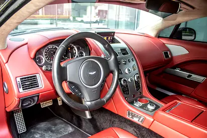 صورة مصغرة 16 لـ 2017 Aston Martin RAPIDE