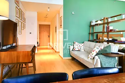 Cozy | Modern | Fully Furnished | Vacant